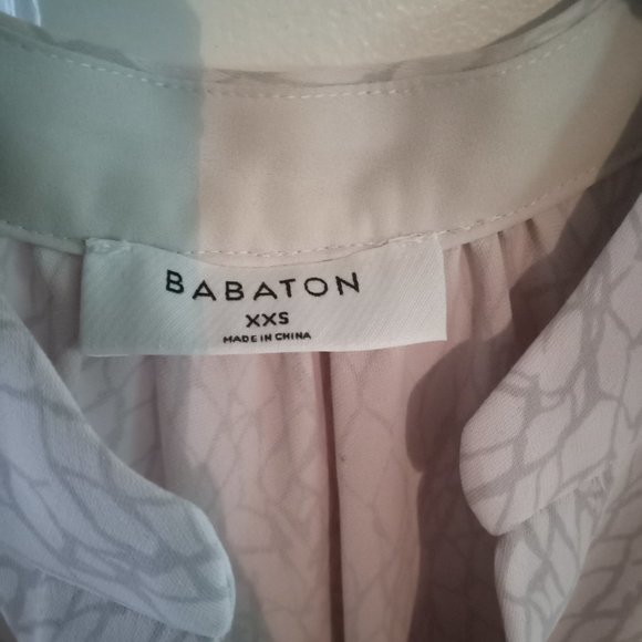 aritzia babaton bennett dress in cream/light gray print - Picture 2 of 4